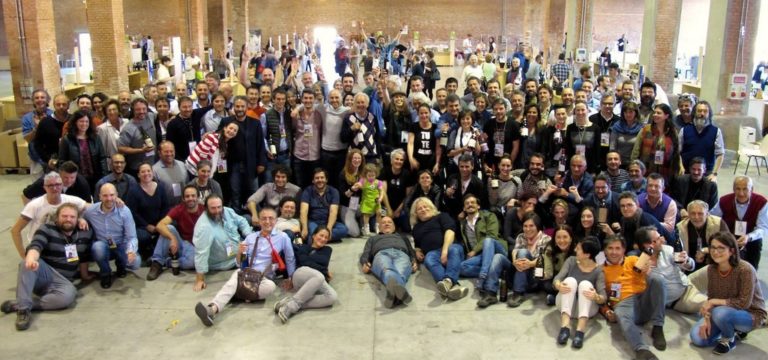 Scopri di più sull'articolo Come prendere parte alla degustazione di vini artigianali e di territorio ViniVeri Assisi