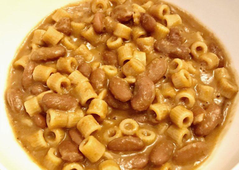 Scopri di più sull'articolo Voglia di una cremosa pasta e fagioli? Ti consiglio i vini giusti