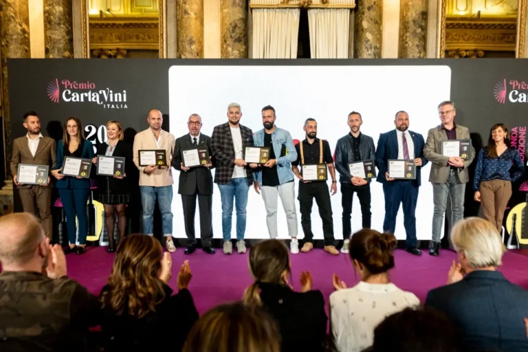 Scopri di più sull'articolo Milano Wine Week Awards: premiate le migliori carte vini italiane, i migliori wine retailer e altri premi speciali