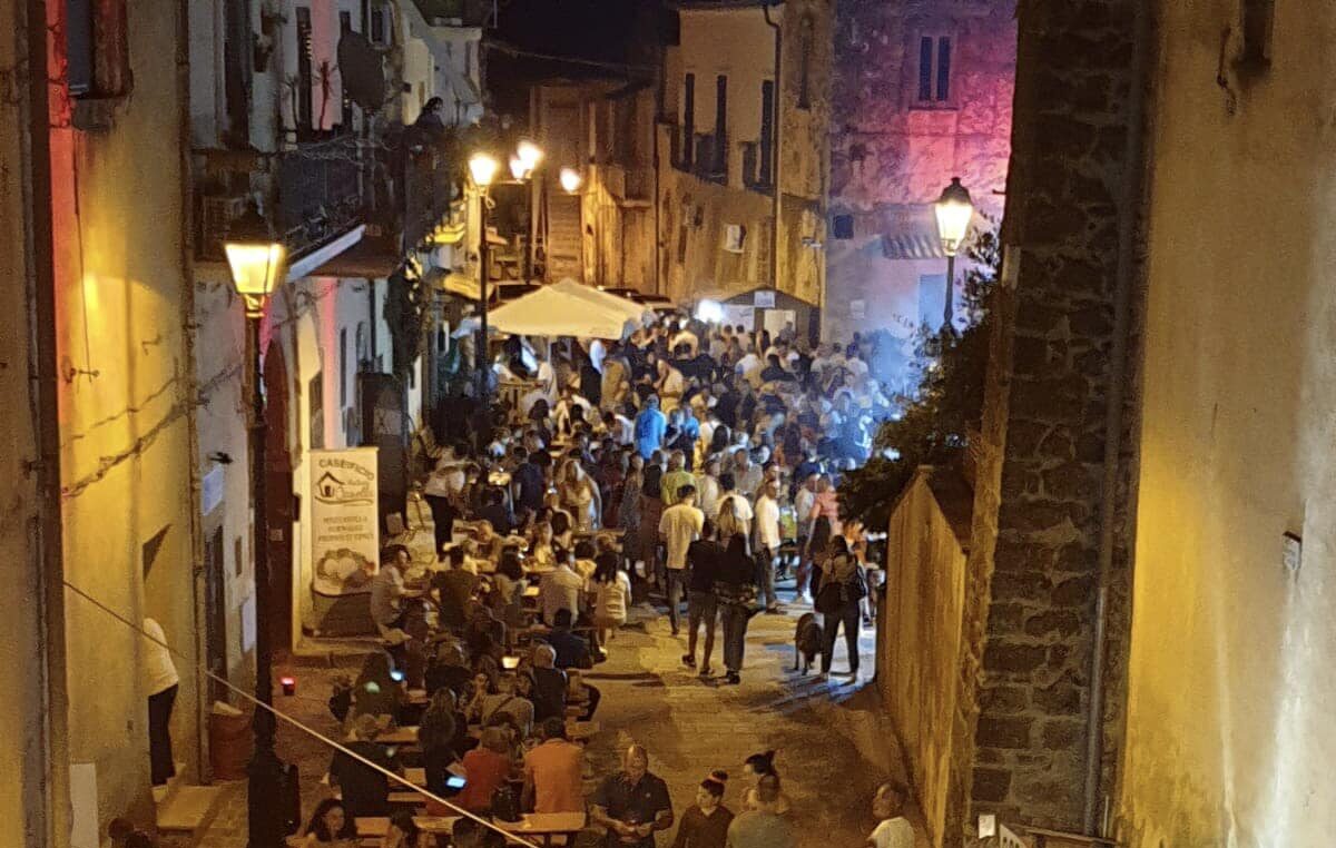 Scopri di più sull'articolo Casavecchia & Pallagrello Wine Festival 2024, l’evento dedicato ai vitigni casertani