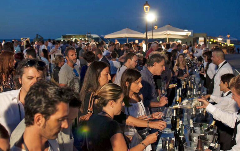 Scopri di più sull'articolo Tramonto DiVino: vino e cibo di qualità protagonisti del tour della rinascita in Emilia Romagna