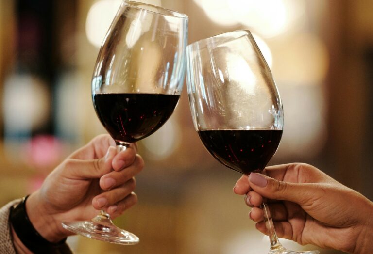 Scopri di più sull'articolo Ruchè: la grande festa con degustazioni, stand gastronomici, food & live music