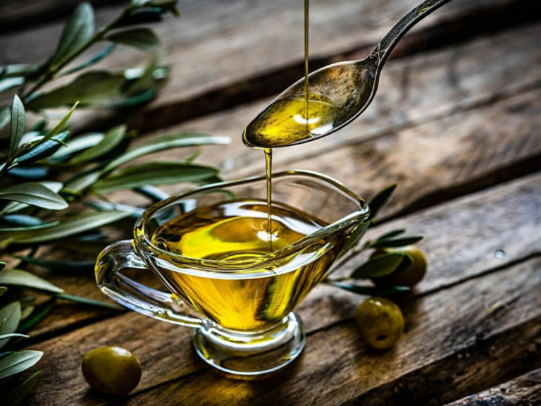 Scopri di più sull'articolo I migliori oli d’Italia del 2024: tutti gli extravergine premiati al concorso nazionale Maestrod’olio