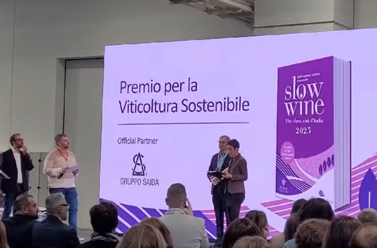 Scopri di più sull'articolo Guida Slow Wine 2025: i vincitori dei Premi Speciali con le motivazioni della giuria