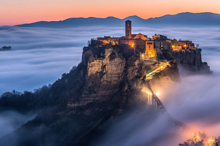 Scopri di più sull'articolo La ricerca: quali sono i borghi italiani più amati e cercati? Tropea, Alberobello e Civita di Bagnoregio dominano la classifica