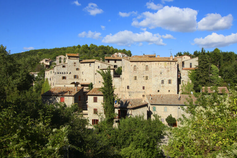 Scopri di più sull'articolo Nel piccolo borgo di Viepri torna la Sagra della Polenta. Piatti tipici, vino e musica nel cuore verde dell’Umbria